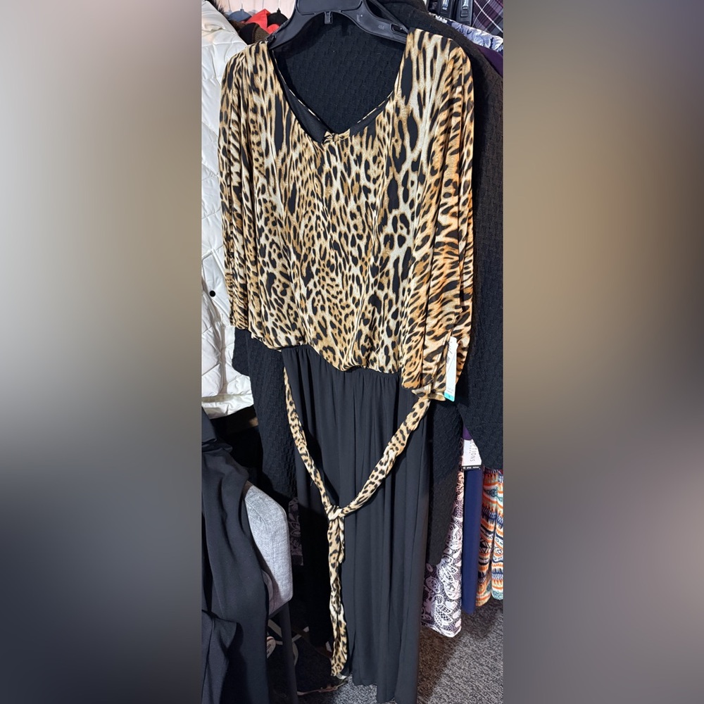 #831 Signature Leopard and Black Jumper